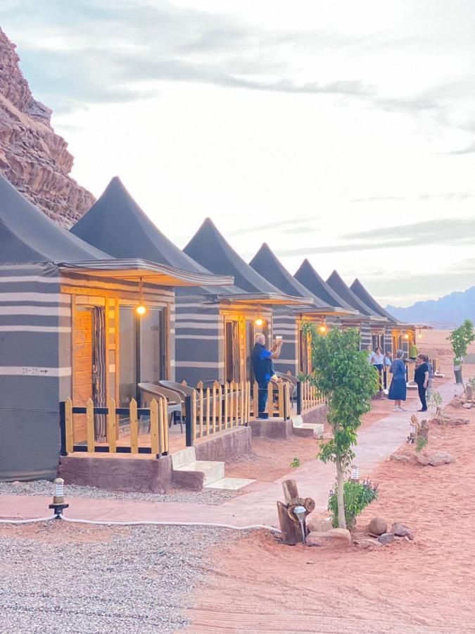 Tamim Luxury Wadi Rum Camp Extérieur photo