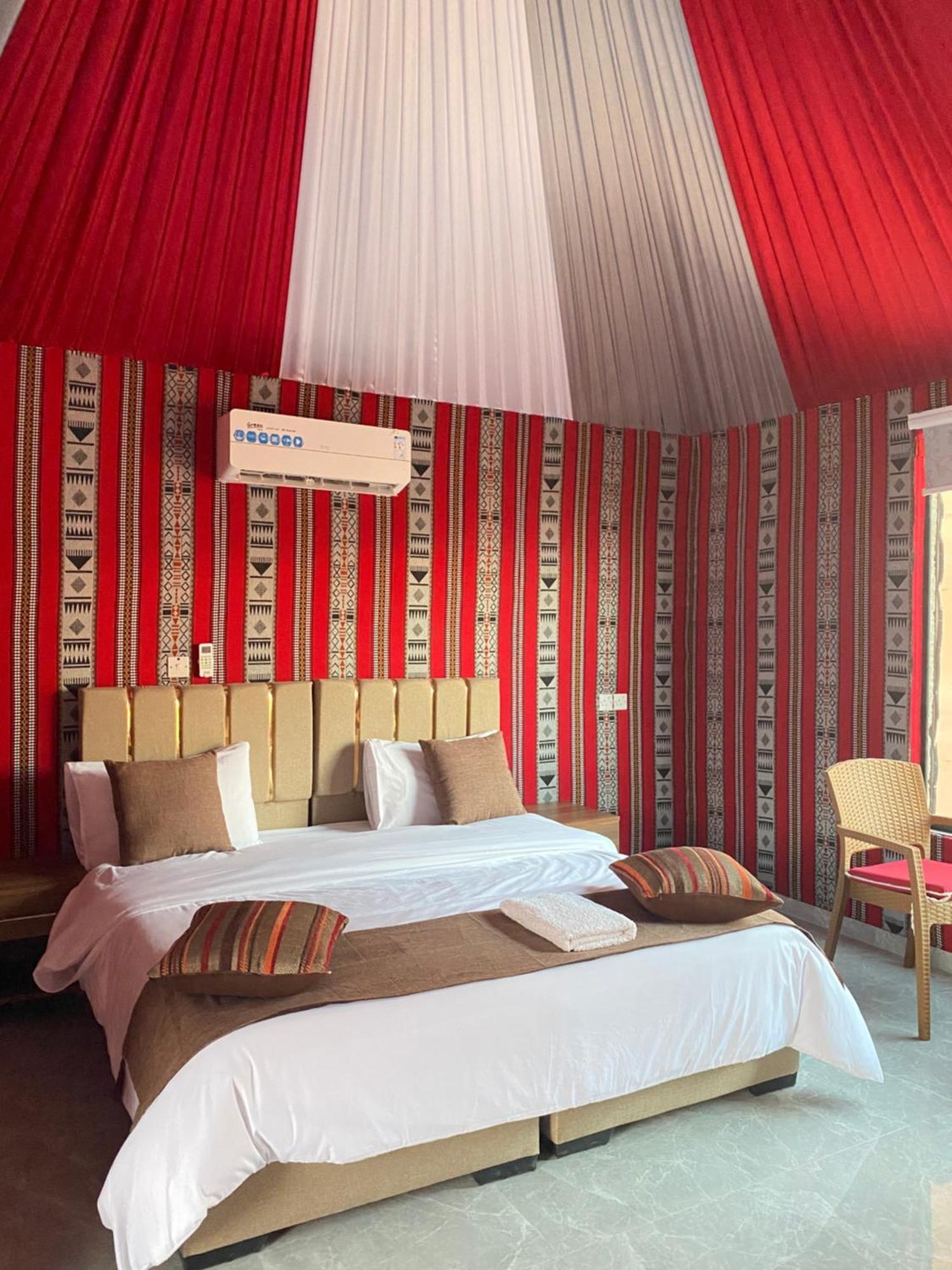 Tamim Luxury Wadi Rum Camp Extérieur photo